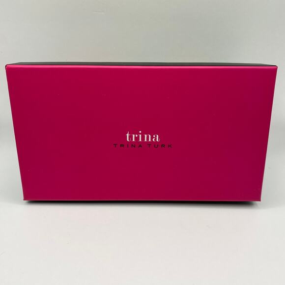 Trina Turk Lemon Zip Around Wallet Clutch Mint Yellow Novelty Fruit Print NIB - Picture 8 of 8